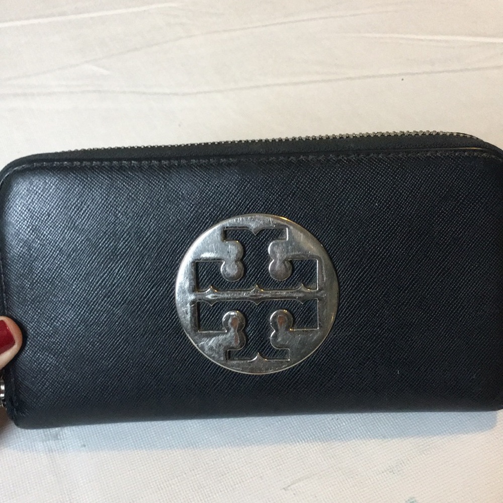 Tory Burch wallet